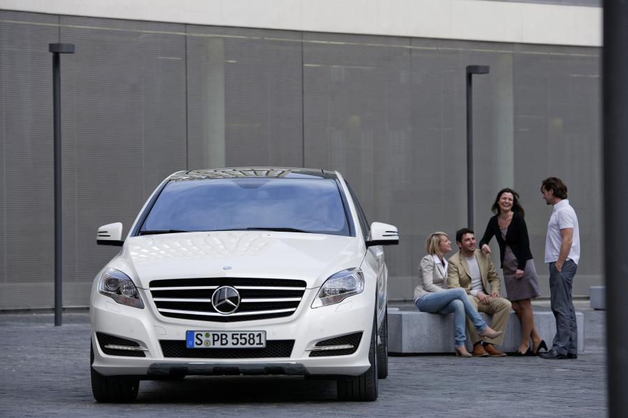  Mercedes-Benz R-Class 2011 года  (фото 169 из 186)